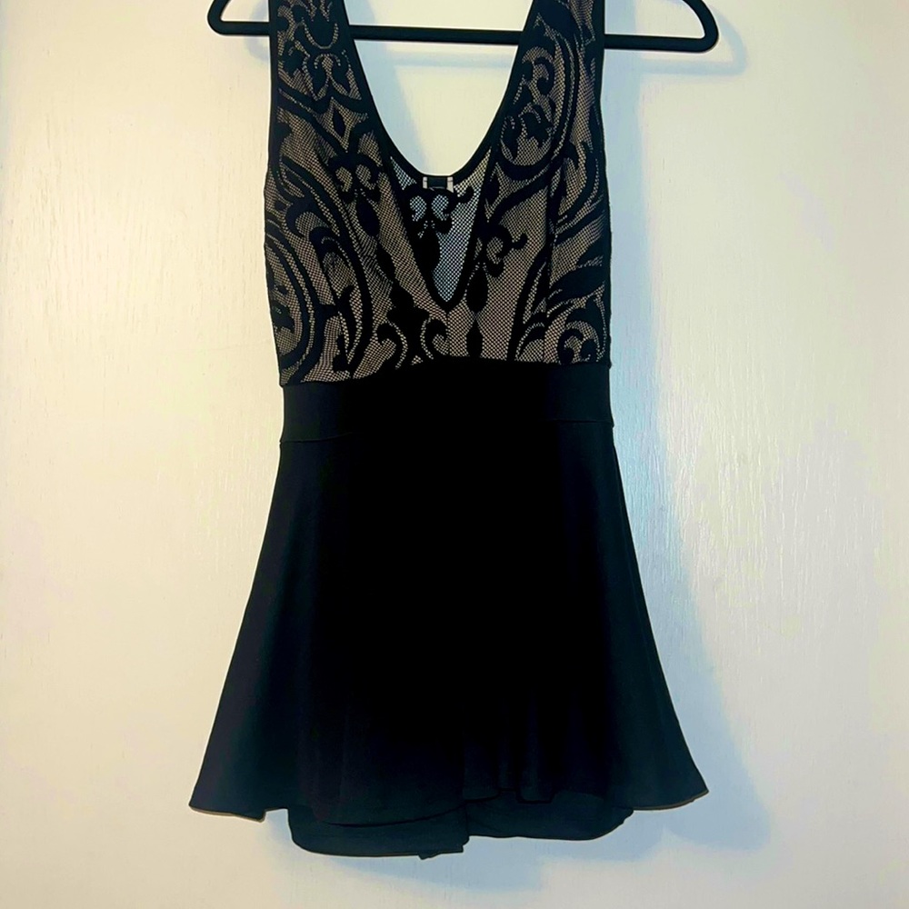 Black Lace Dress. With Shorts built in under neath. Women’s Medium.